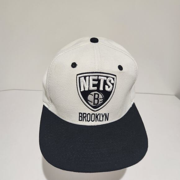 Brooklyn Nets Adidas Hat Snapback Cap Adjustable Strap Gray Embroidered Stitch - Picture 2 of 8